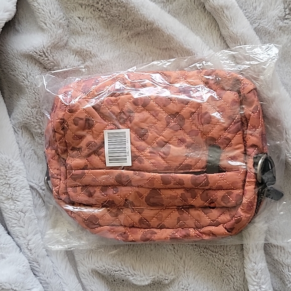 Beautiful Camp Gladiator Orange Leopard Print Crossbody/Belt Bag 🐆 - Picture 13 of 13